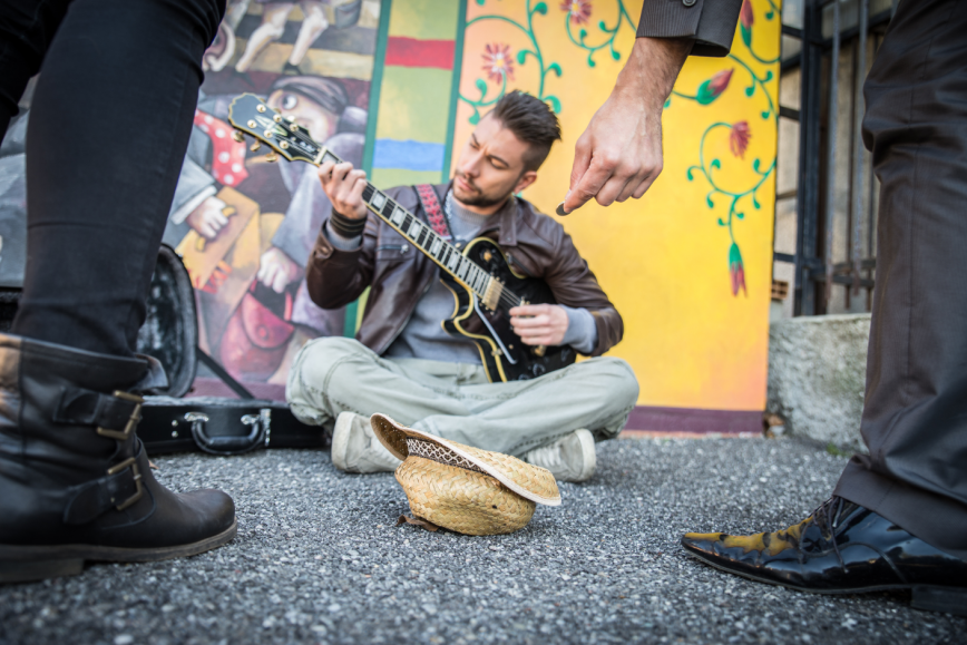 street music Edinburgh UK