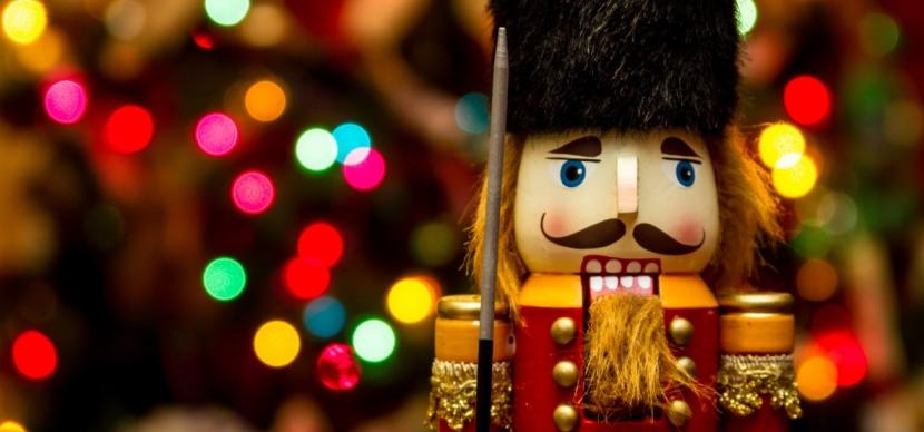 クリスマスカードにも使える英語フレーズとクリスマスにまつわる豆知識(アメリカ・イギリス編)