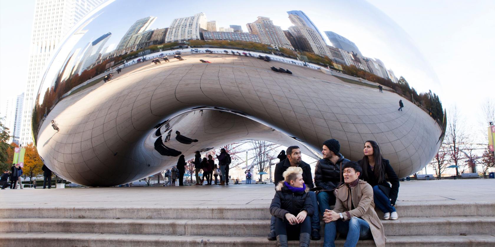 Chicago, ABD — Kaplan Chicago kampüsü ve şehir kareleri 2/8