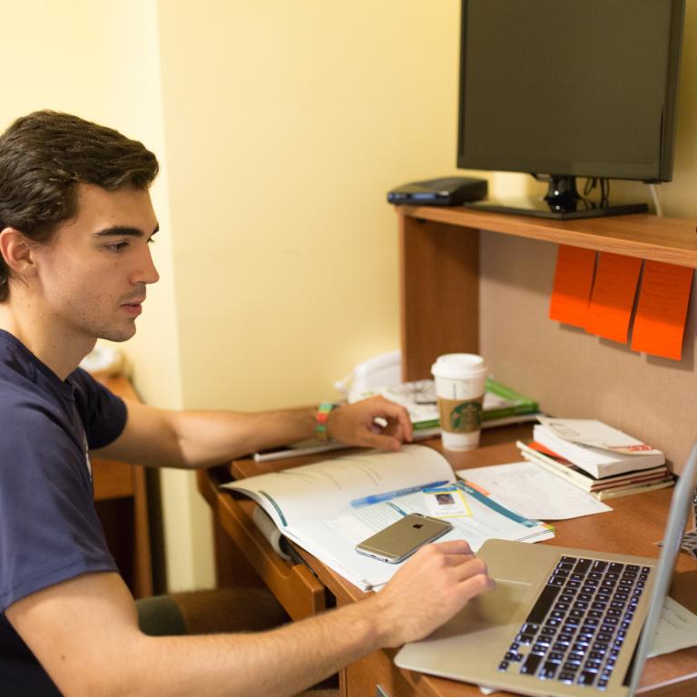 その他 INTENSIVE ENGLISH COURSE Intensive English courses online | Kaplan International