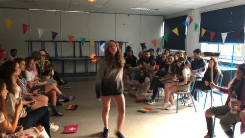 Biarritz (Yaz Kampı 13-17), Fransa — Kaplan Biarritz (Yaz Kampı 13-17) kampüsü ve şehir kareleri 4/8