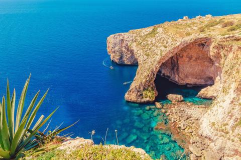 kaplan-summer-camp-malta-blue-cave