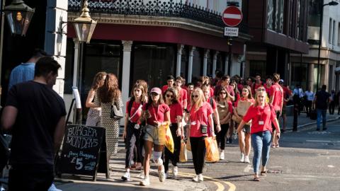Londra Central (Yaz Kampı 14-17), İngiltere — Kaplan Londra Central (Yaz Kampı 14-17) kampüsü ve şehir kareleri 3/8