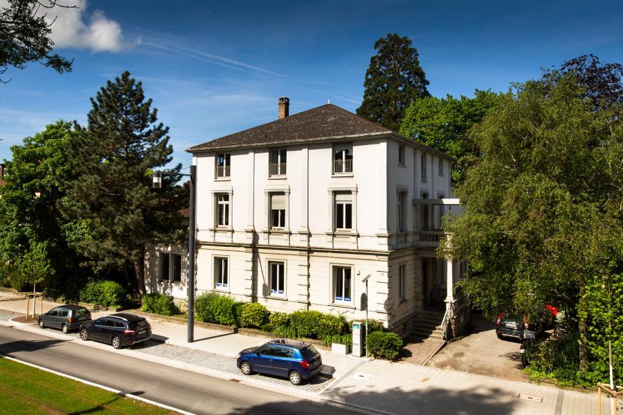 Freiburg, Almanya — Kaplan Freiburg kampüsü ve şehir kareleri 4/8