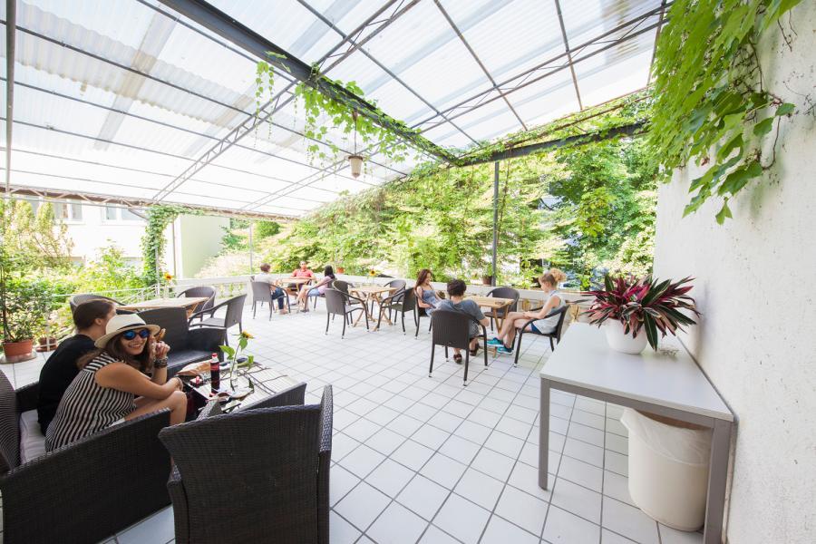 Freiburg, Almanya — Kaplan Freiburg kampüsü ve şehir kareleri 7/8