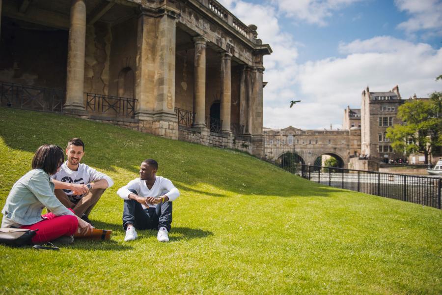 Bath, İngiltere — Kaplan Bath kampüsü ve şehir kareleri 4/8