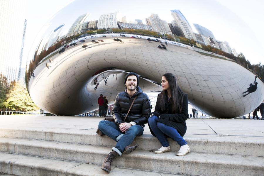 Chicago, ABD — Kaplan Chicago kampüsü ve şehir kareleri 3/8