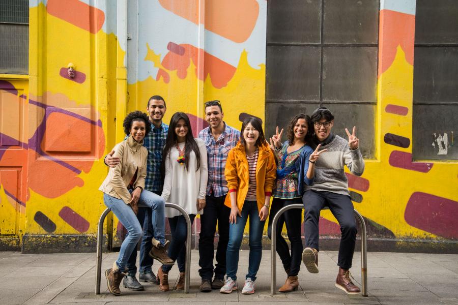 Dublin, İrlanda — Kaplan Dublin kampüsü ve şehir kareleri 6/8