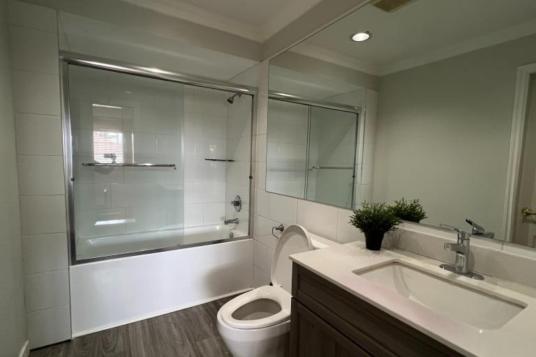 kaplan-accommodation-rumble-vancouver-residence1