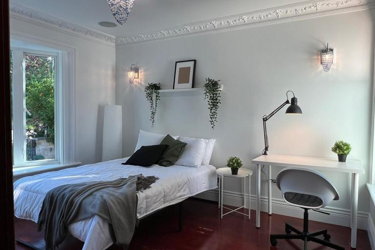 kaplan-accommodation-vancouver-castle-residence