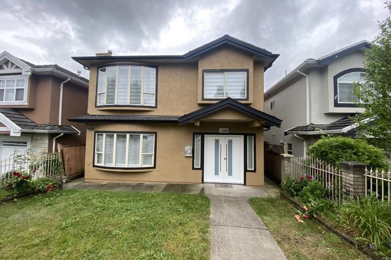 kaplan-accommodation-vancouverhouse-knight-residence