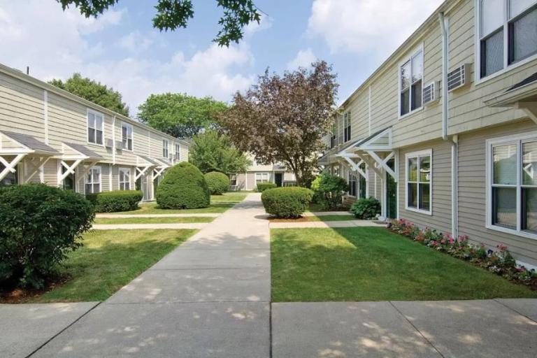 kaplan-student-accommodation-in-boston-waverly-apartments-04