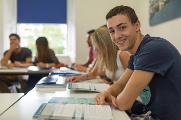 Kaplan English School Torquay - Photo Gallery 10