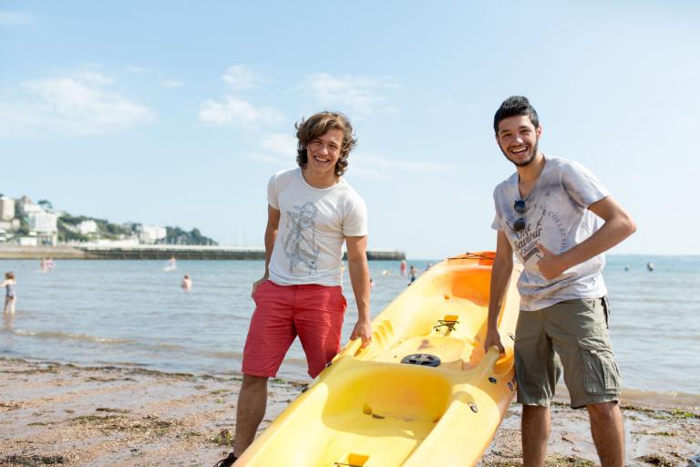 Kaplan English School Torquay - Photo Gallery 7