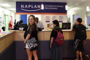 Intercâmbio em Los Angeles - Cláudia Leitte | Kaplan International