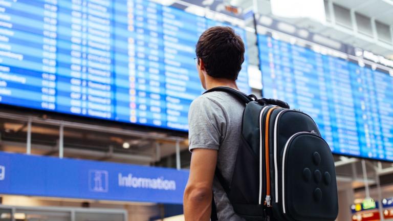 Kaplan-FR-Promo-airport