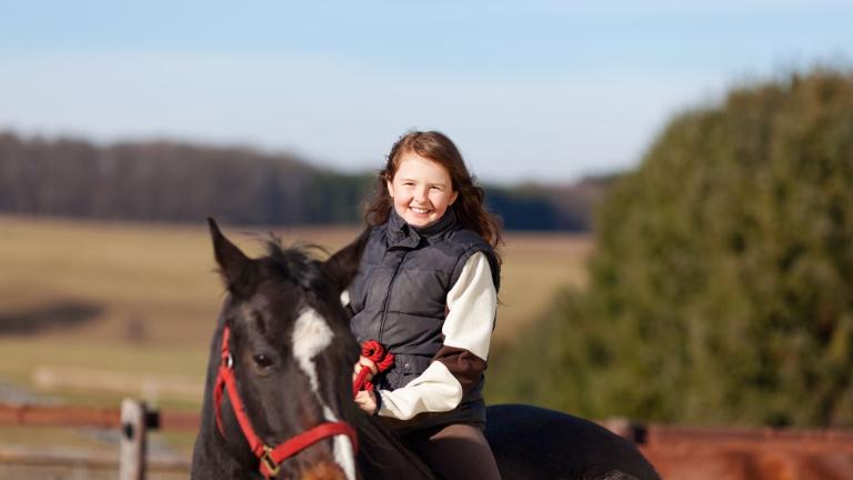 kaplan-alpadia-brighton-camp-premium-activity-horse-riding