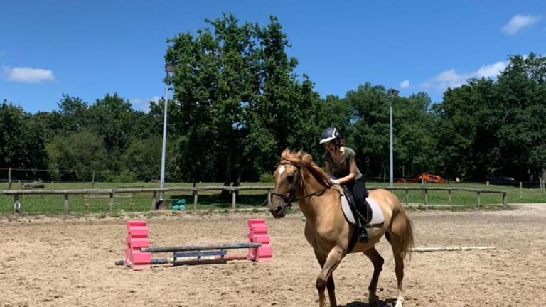 kaplan-alpadia-london-woldingham-premium-horse-riding