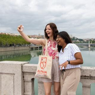 two students doing selfie in lyon